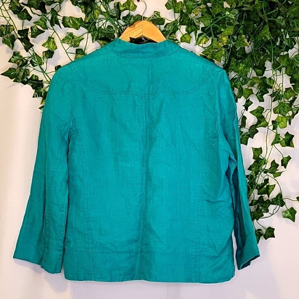 Chico's. Linen Jacket. Size 1. EUC - Picture 7 of 9